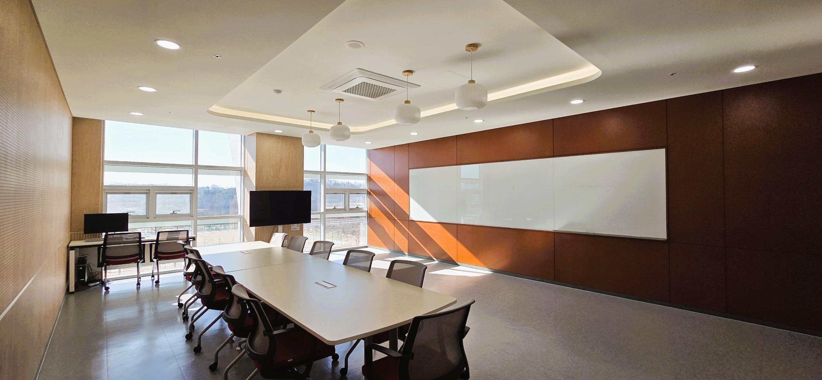 분임토의실11 (411)